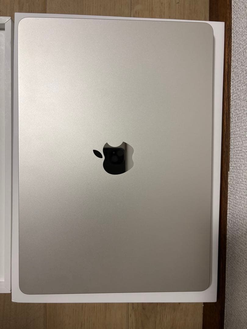 バッテリー新品同様　M2 1TB 16GB MacBook Air 13インチ