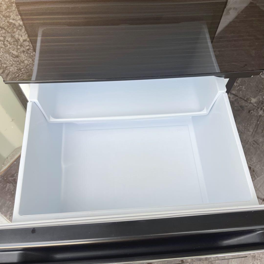 217 取付無料！三菱木目調自動製氷機付きおしゃれインテリア272L3ドア冷蔵庫