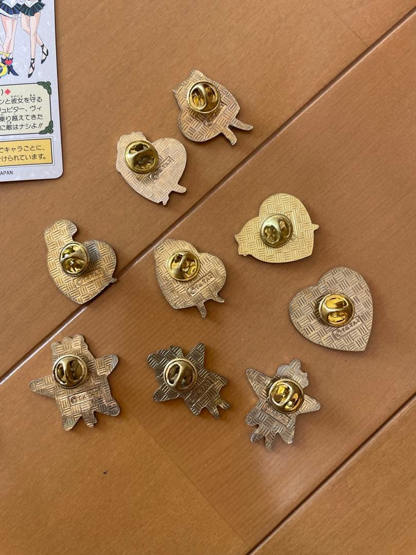 セーラームーン　レトロ　キラ　カード　月野うさぎ　その他　バッジ　ピンズ　セット