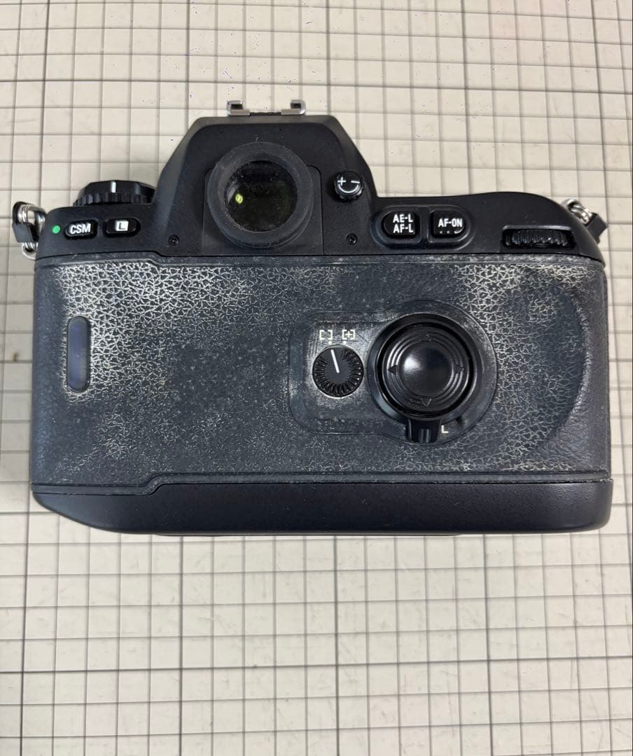 Nikon F100一眼レフカメラ