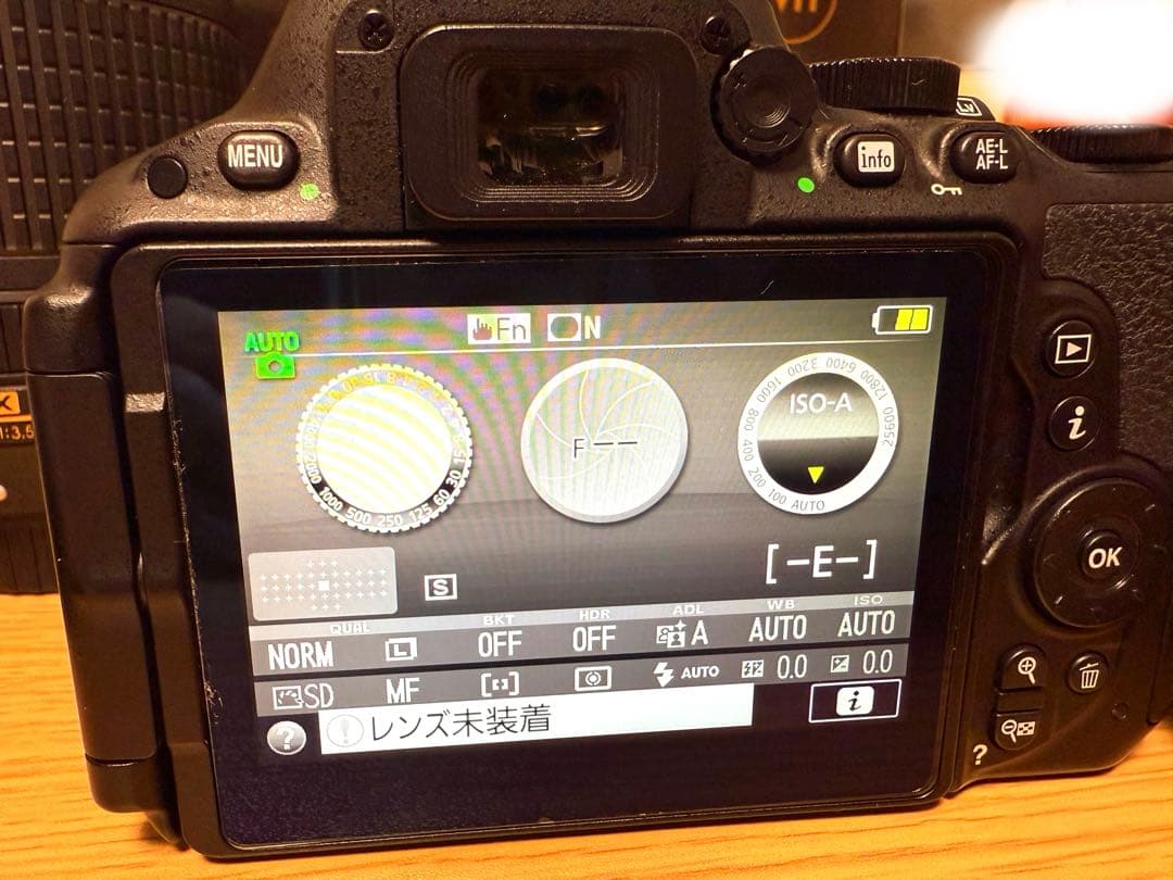 Nikon D5500 18-140 VR Kit 箱あり★