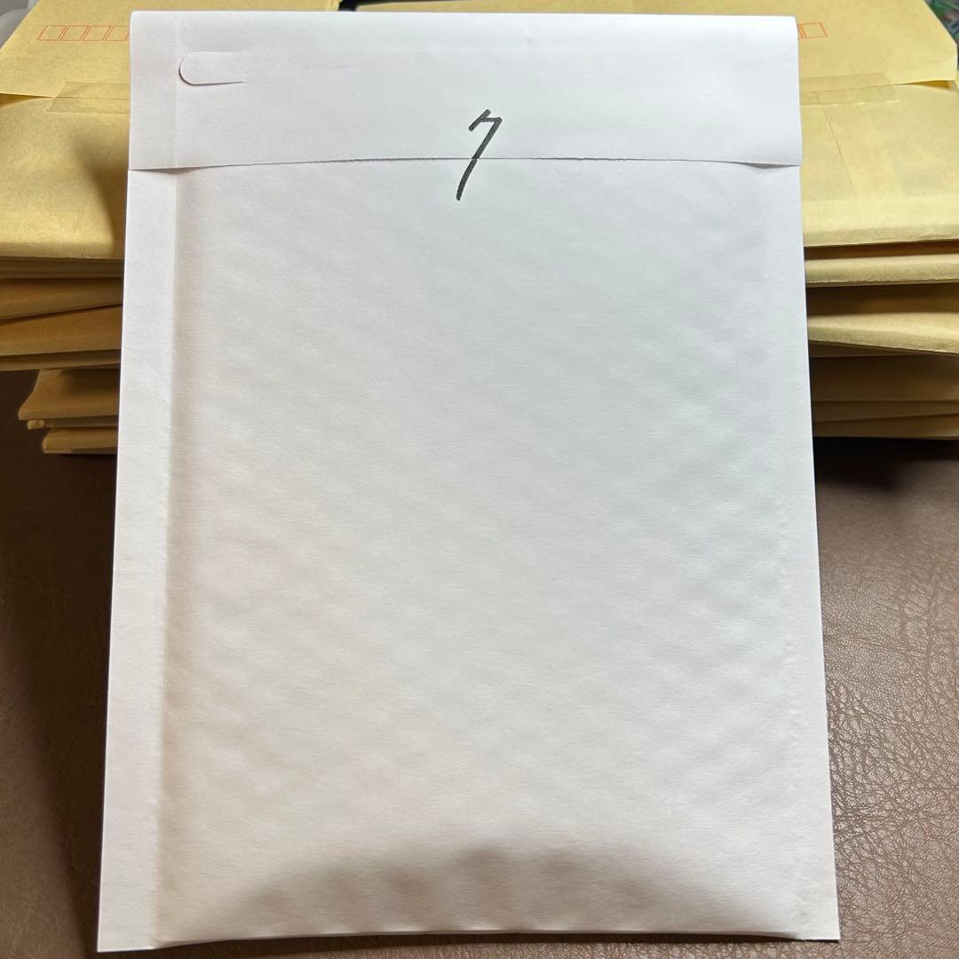 7限定商品　ピカチュウスリーブ4枚セット