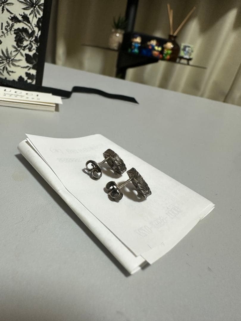 GUCCI シルバー調 ピアス(両耳用)