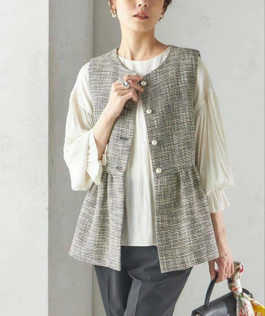 SHIPS　ツイードジレ