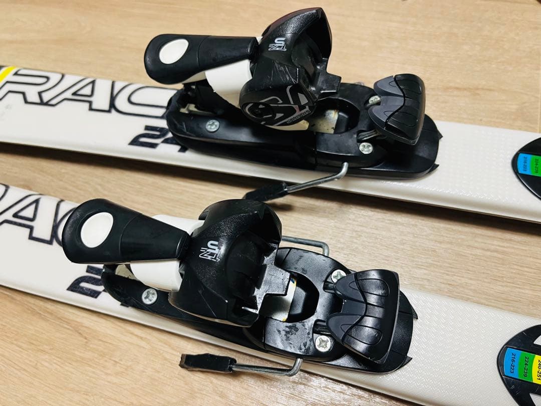 【子供スキーセット】SALOMON 130cm ブーツ ストック他 ケース付属