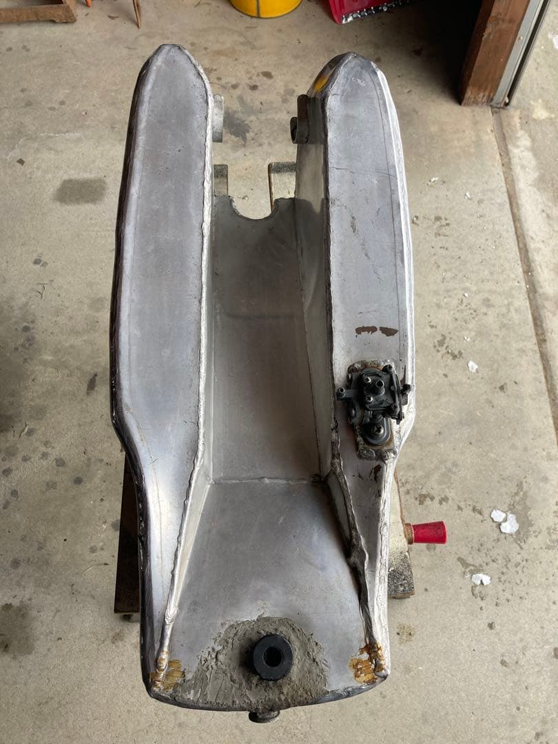 サトウ　YAMAHA SR400 アルミタンク