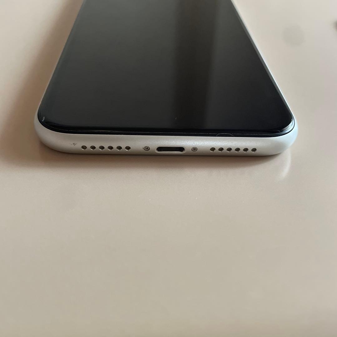 iPhoneXR 本体　128GB ホワイト　SIMフリー