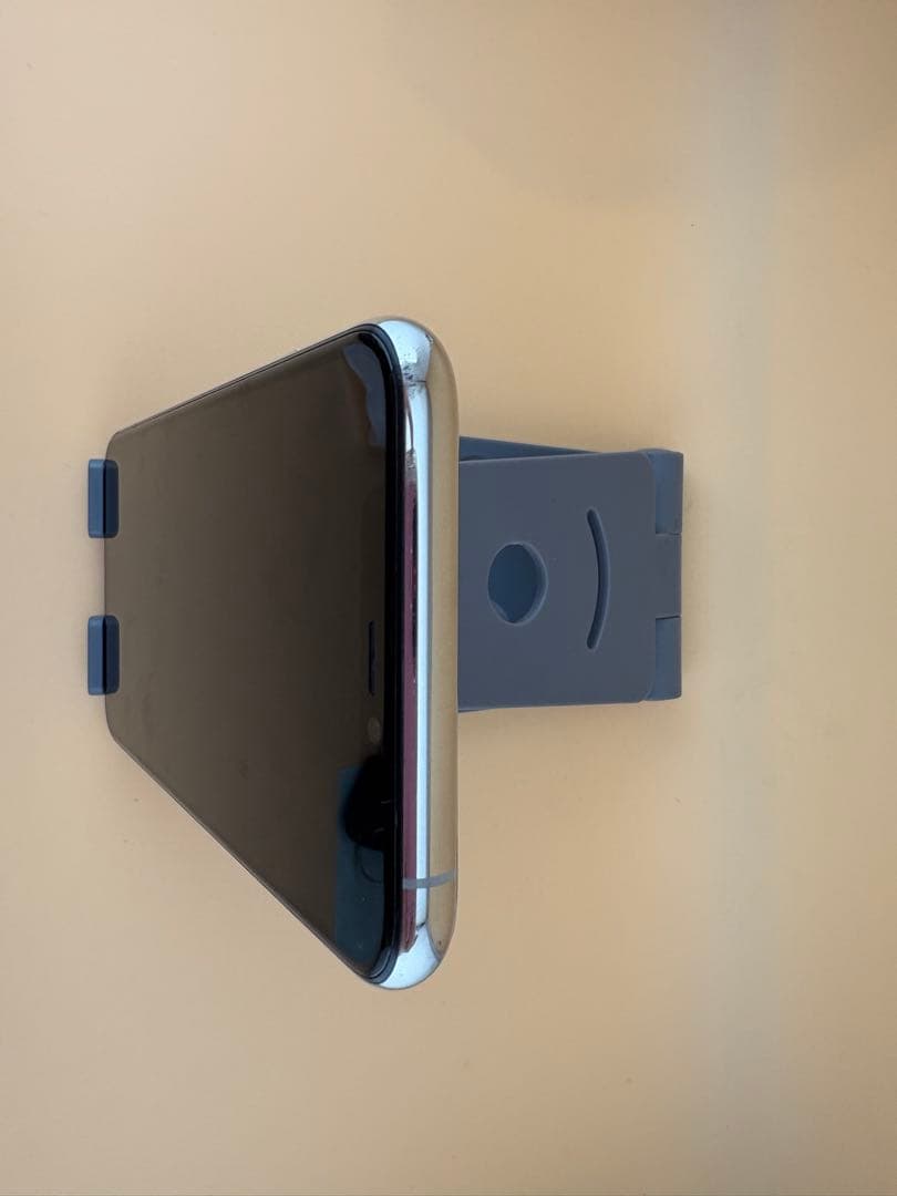 iphone 11pro 256GB シルバーSIMフリーバッテリー100%