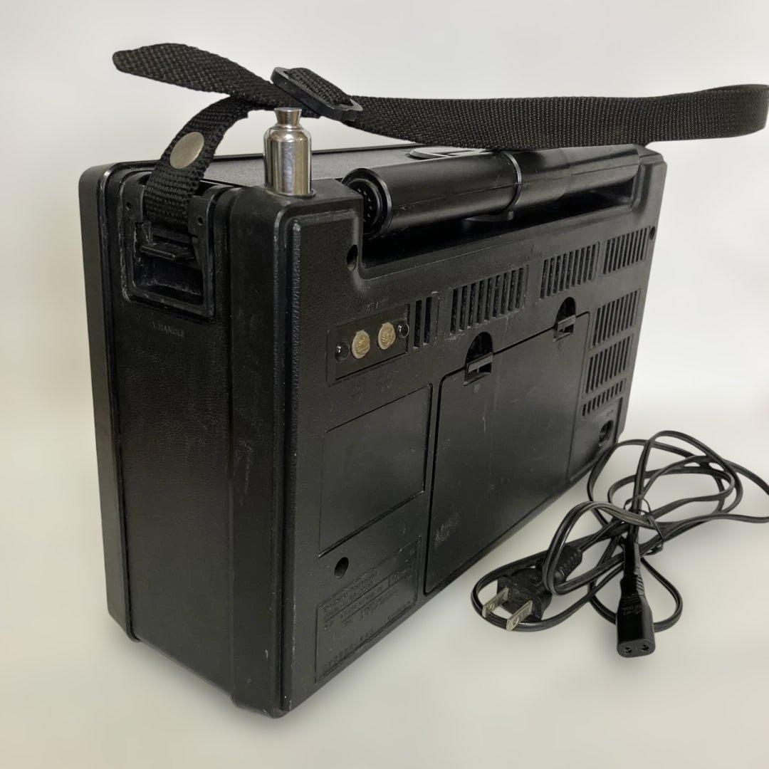 ナショナルＢＣＬラジオ　　クーガー　 ２２００　　完動品