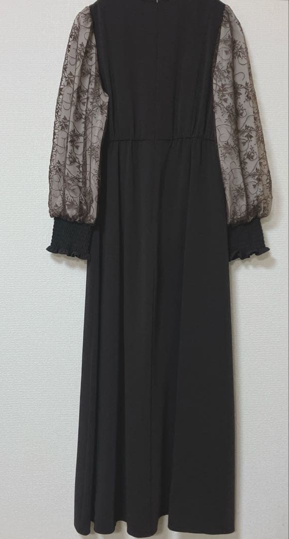 完売品　美品　刺繍 シアー トライアングルデザイン エンブロイダリー ワンピース