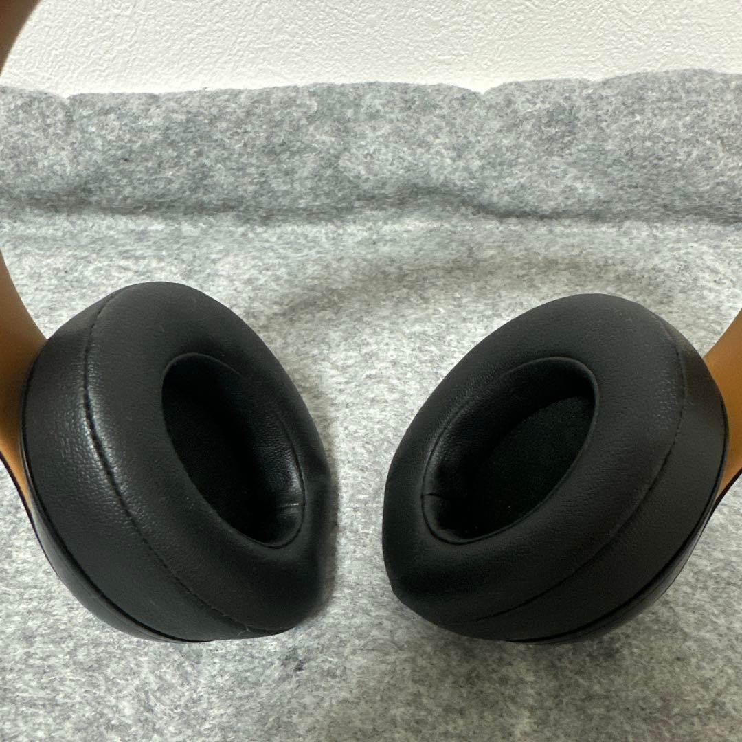 Beats Studio 3 Wireless ブラック/ゴールド