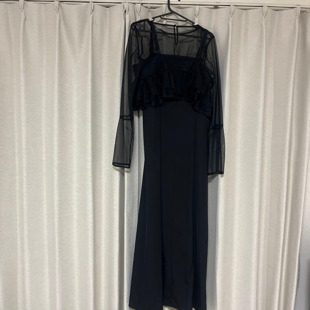 シースルーフリルドレス 黒　結婚式　お呼ばれドレス