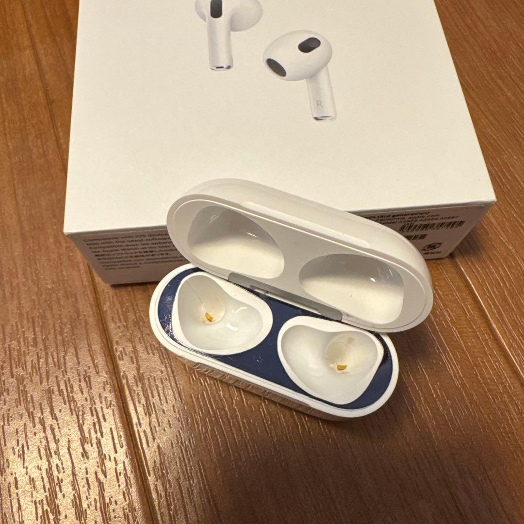 ｟純正｠AirPods【3世代】本体 ホワイト 充電ケース、箱付き