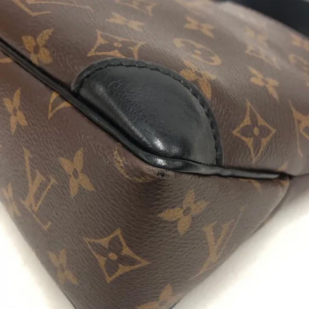 LOUIS VUITTON モノグラムショルダーバッグ
