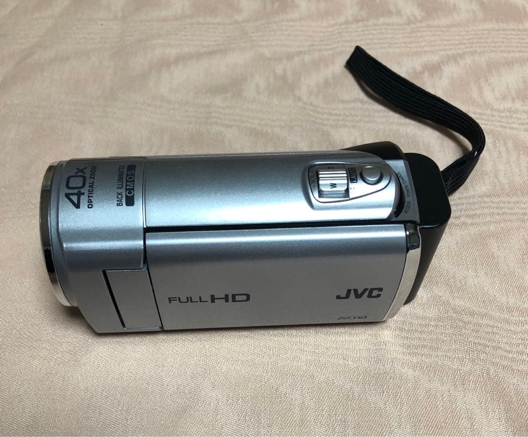 JVC Everio GZ-E10 ビデオカメラと付属品　ビクター　ケンウッド