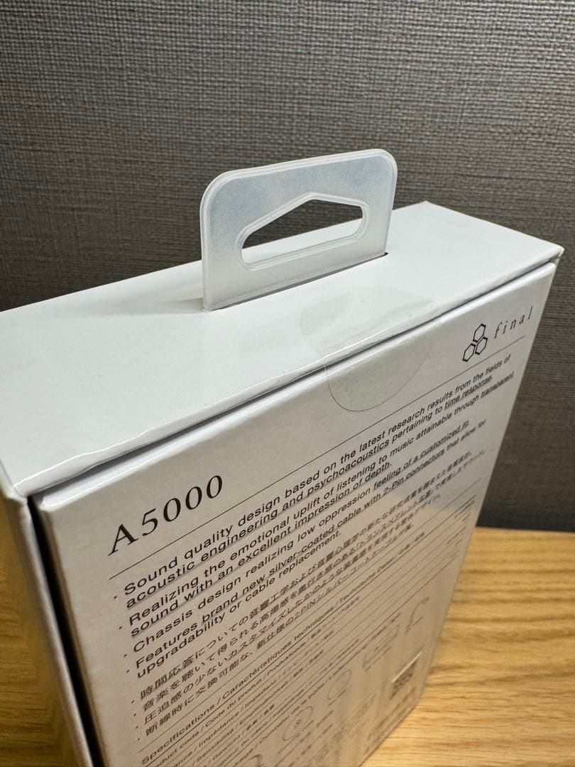 【新品未使用】final A5000 ブラック リケーブル可能　有線イヤホン
