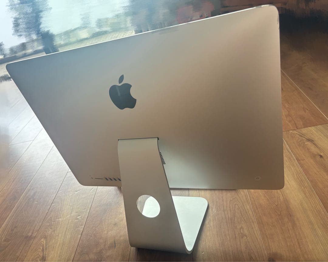 Apple iMac Late2015 21インチ　中古品
