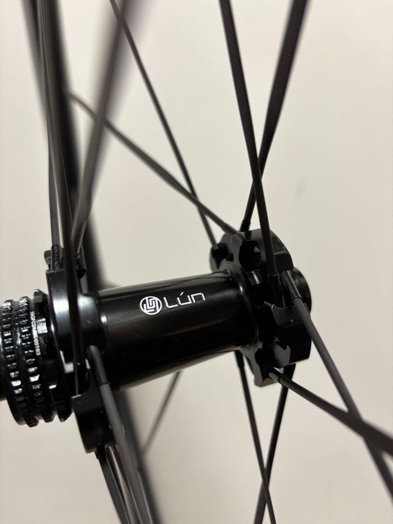 y*n様 LUN HYPER 3 D45 ルンハイパー　カーボンホイール　前後セ