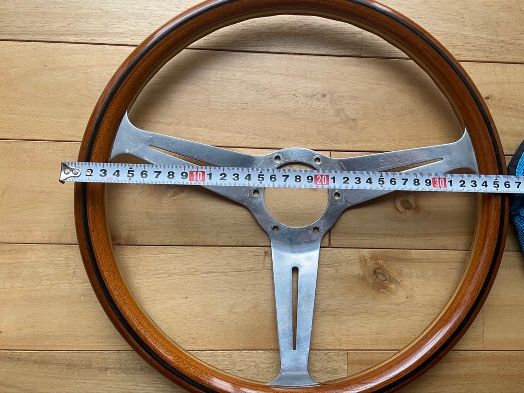 ナルディ　NARDI CLASSIC ウッド/ポリッシュスポーク36.5 美品