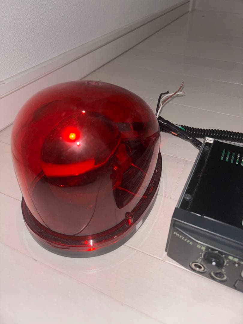 パトカーサイレンアンプPATLITESAP-500BZ 【赤色灯つき】