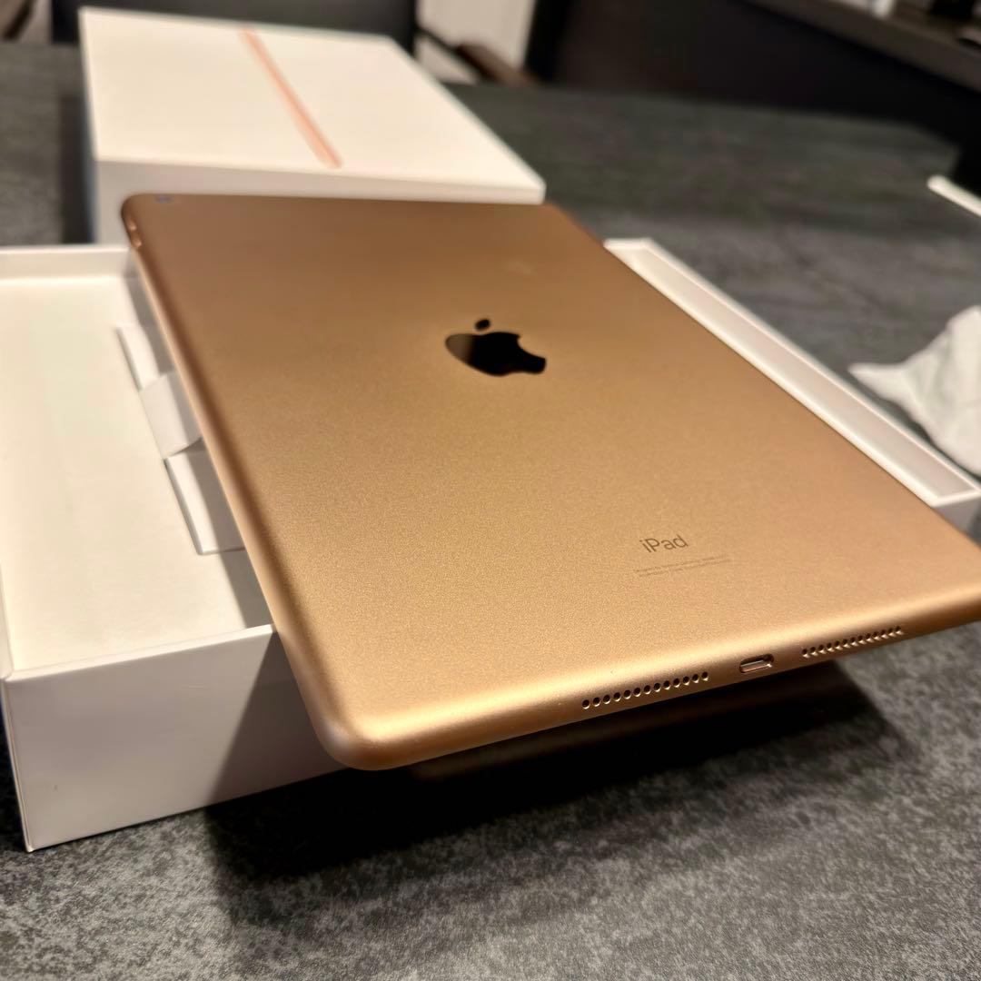 iPad8 超美品 32GB WiFiモデル ゴールド