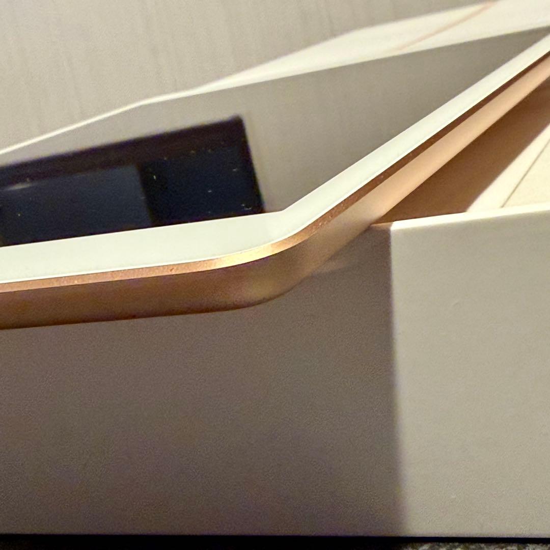 iPad8 超美品 32GB WiFiモデル ゴールド
