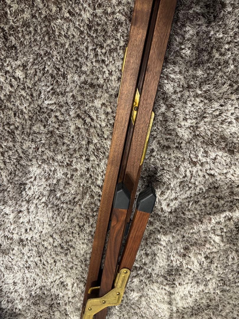 NORAs テーブル ウォールナット　1100 swampケース付き