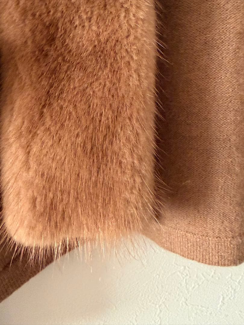 MaxMara MINKファーベージュ カーディガン