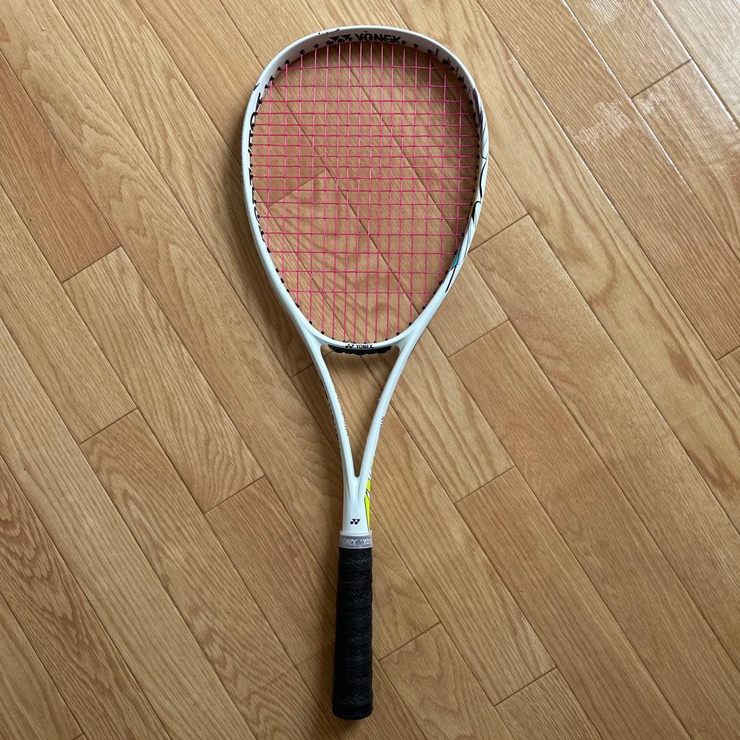 美品　ヨネックス　ボルトレイジ７Ｖステア