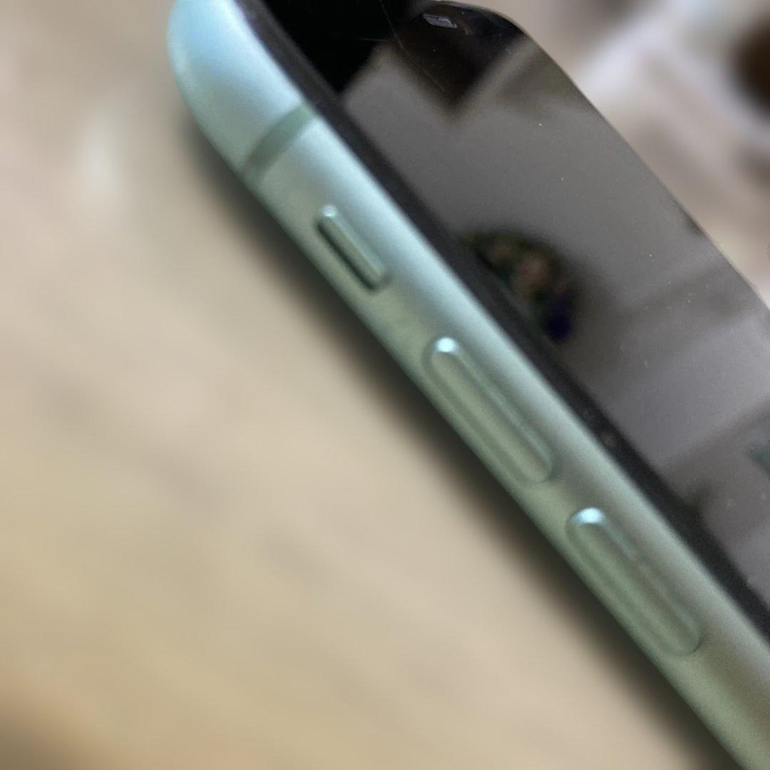 Apple iPhone 11 ミントグリーン 本体　SIMフリー