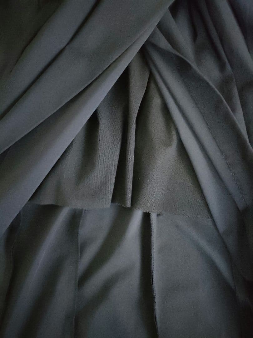 美品　コラム　estnation VネックIラインワンピース ネイビー