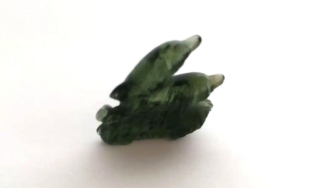 オ―ルド モルダバイト カ―ビング ドルフィン2頭