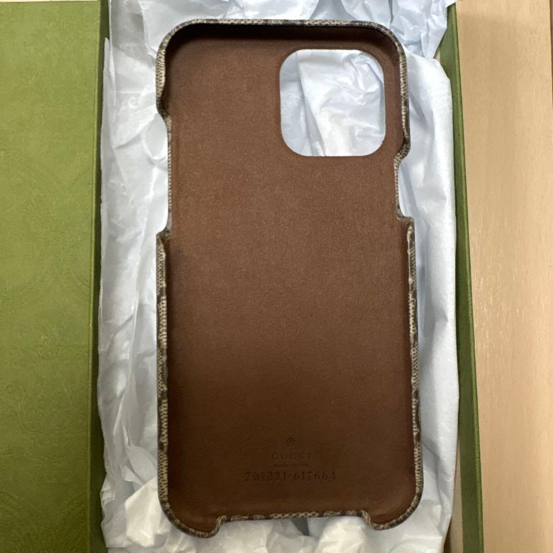 【未使用品】GUCCI　iPhone13pro　 スマホケース GGスプリーム