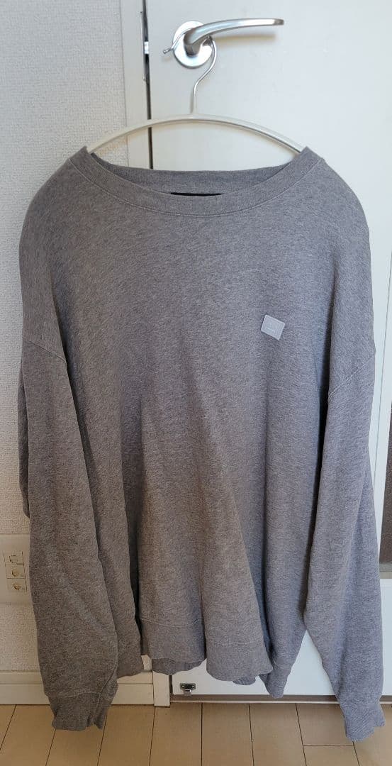 Acne Studiosスウェット