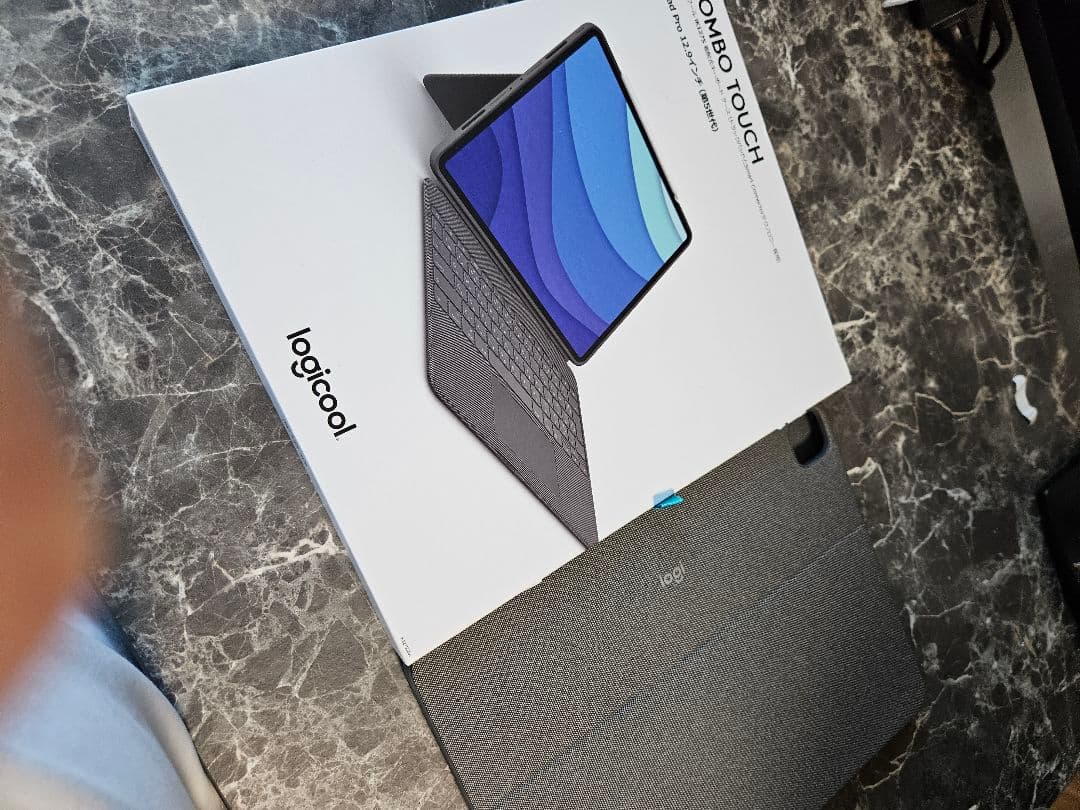 iPad Pro 12.9インチ M1チップ（第5世代）シルバー 128GB