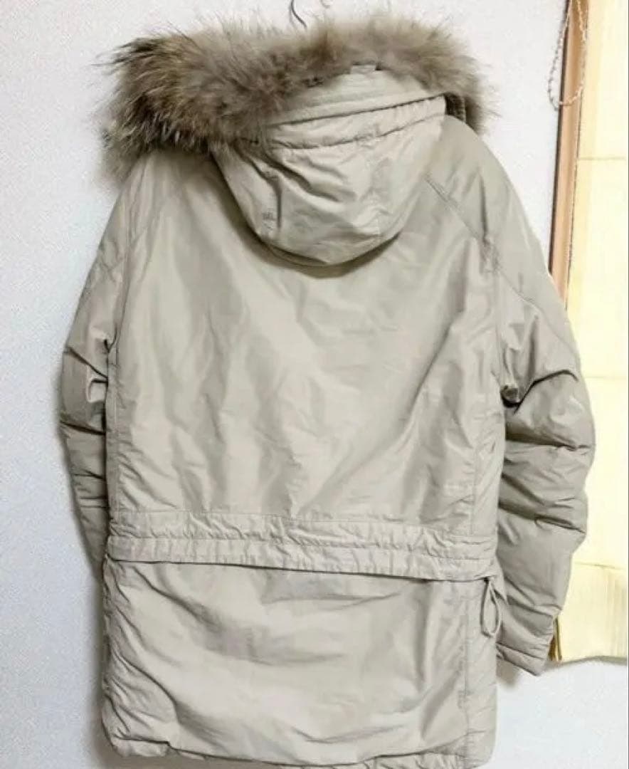 【最終価格】STONE  ベージュ ダウンジャケット