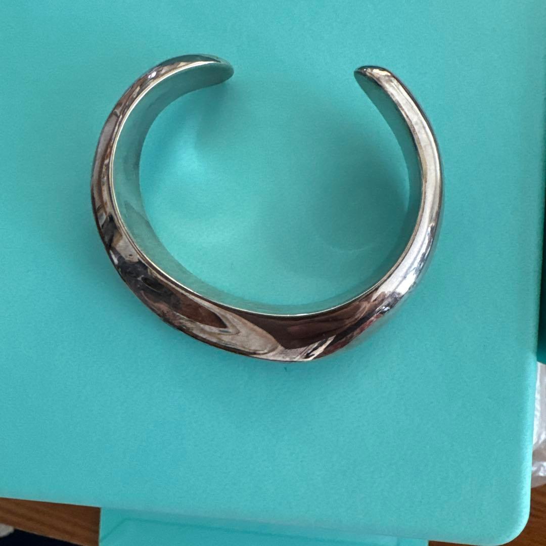 Tiffany & Co. エルサペレッティ・シルバーバングル