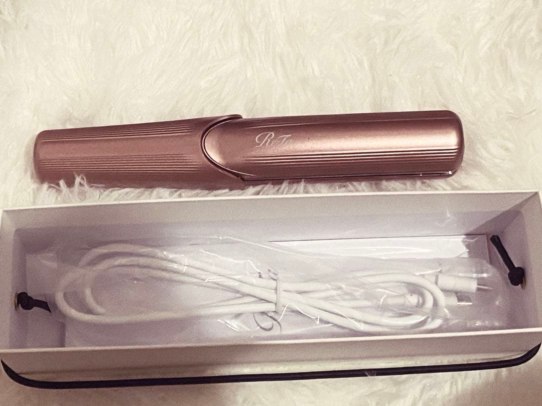 リファ フィンガーアイロン　ＳＴ ピンク ヘアアイロン ReFa 未使用