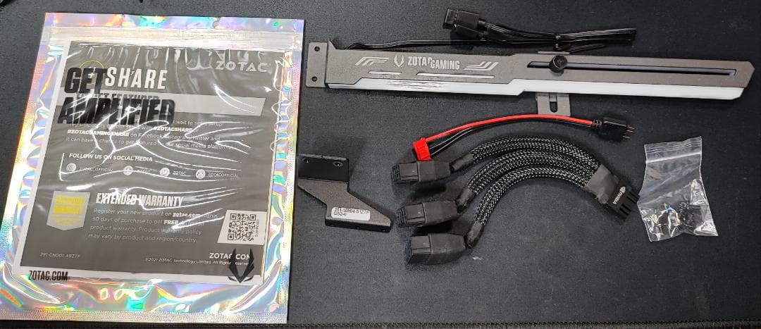 グラフィックボード・グラボ・ビデオカード ZOTAC GAMING RTX 3090Ti AMP Extreme Holo