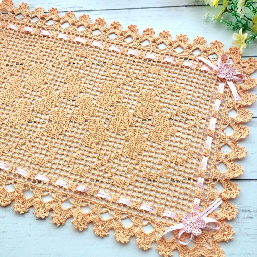 にしこ　レース編みドイリー　インテリア　テーブルセンター