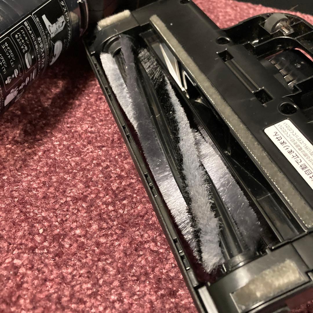 高速回転ヘッド☆人気のマットブラック　軽いからフローリングもスイスイ綺麗になる