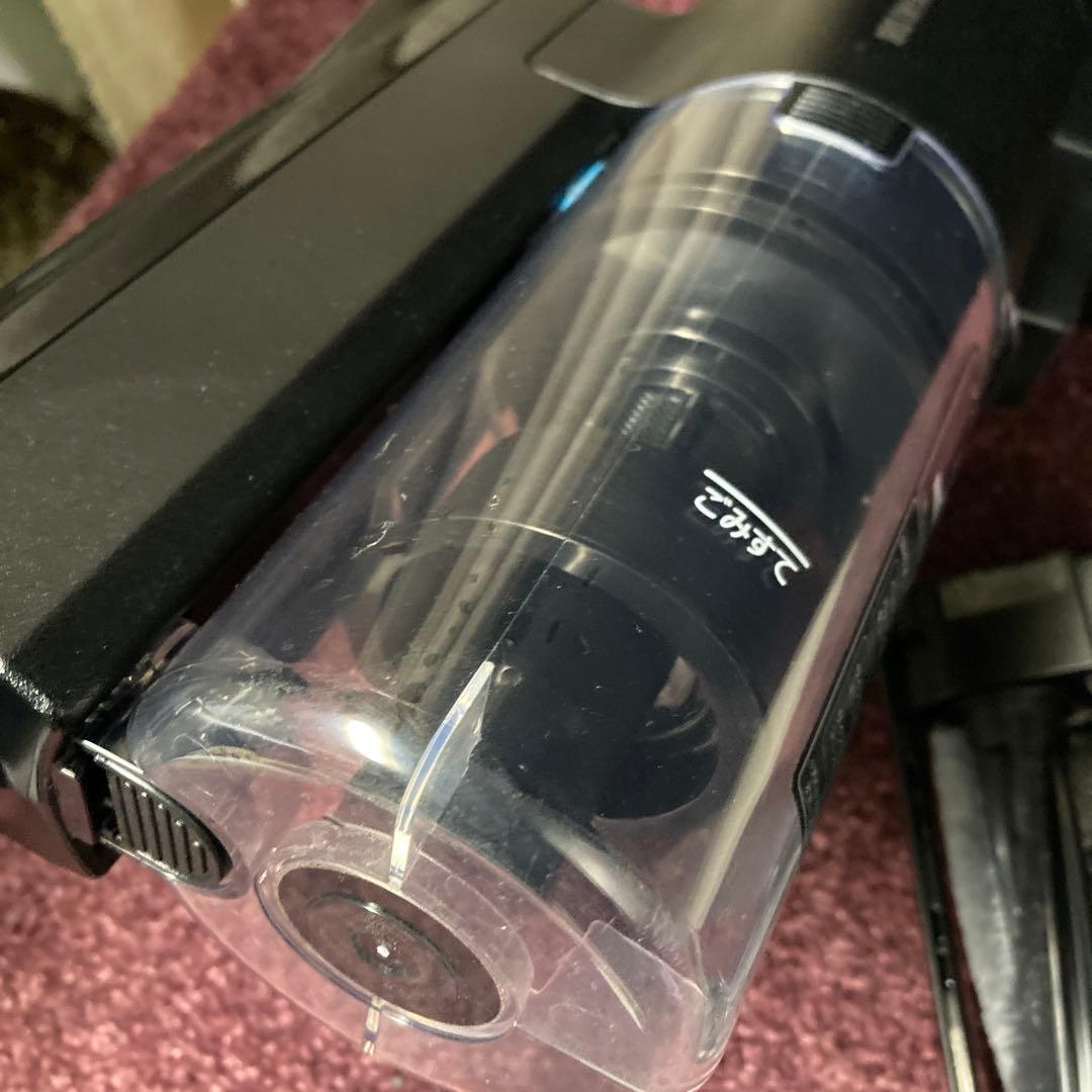 高速回転ヘッド☆人気のマットブラック　軽いからフローリングもスイスイ綺麗になる