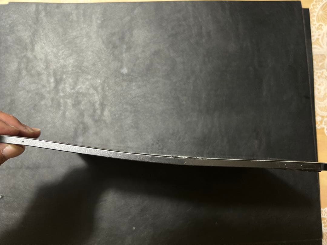 iPad Pro 11インチ M4チップ 256GB ジャンク品