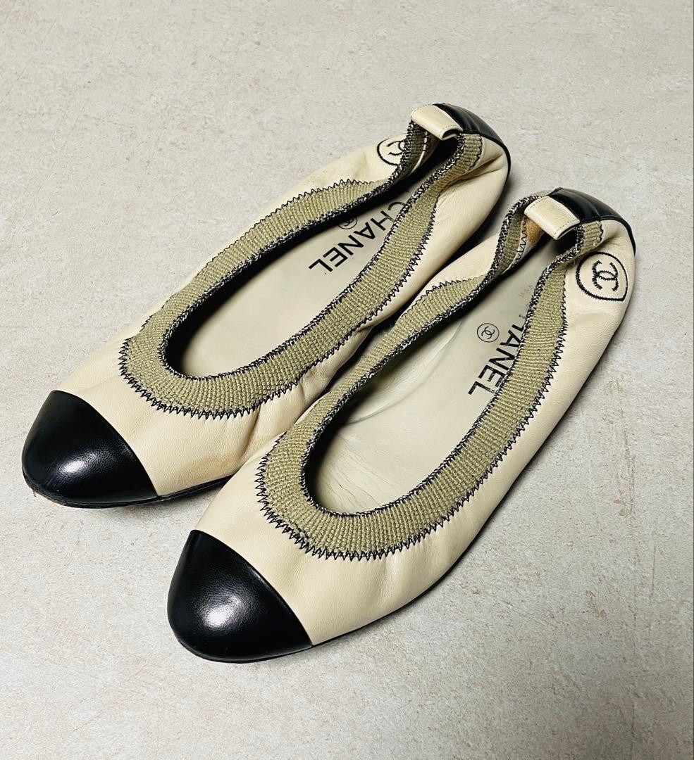 CHANEL アイボリー ブラック フラットシューズ　39/25cm