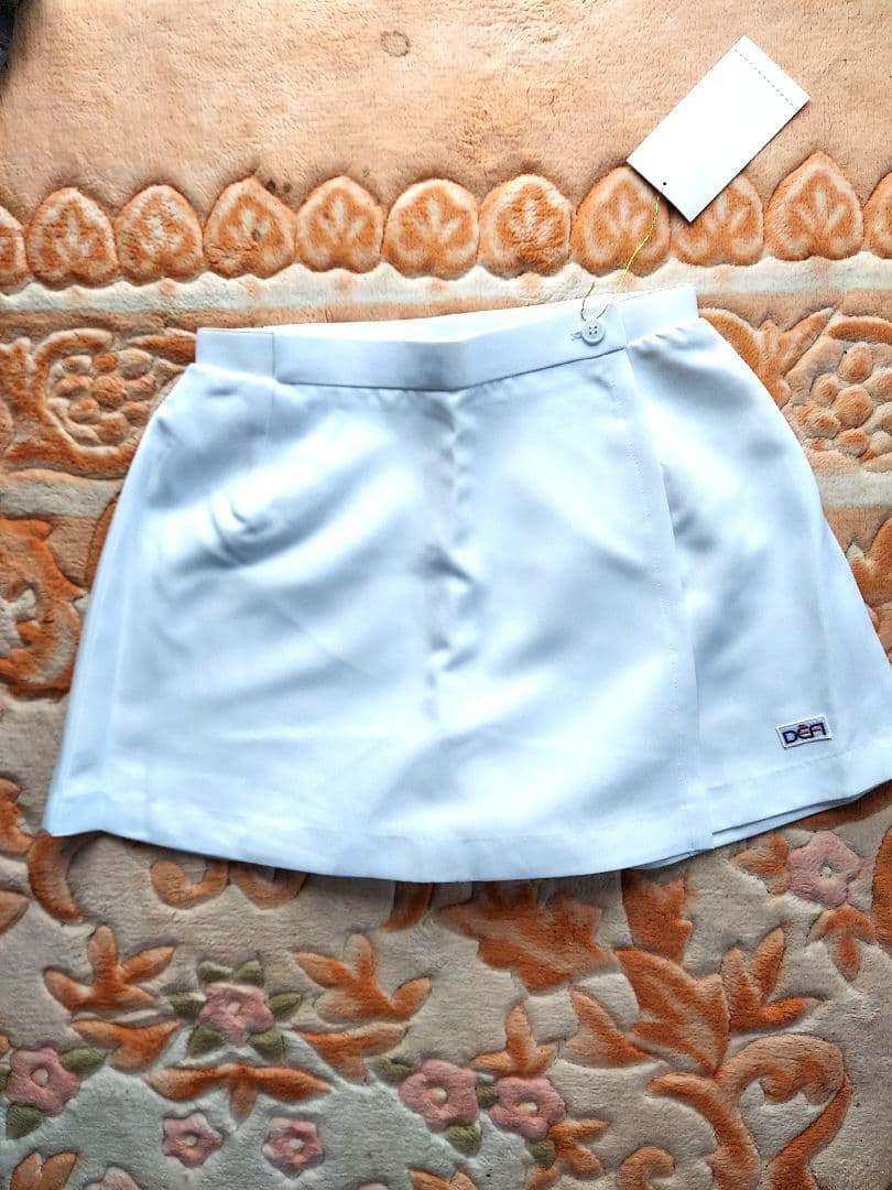 よきとき機おまとめ品 サイズ60 ミニスコート　カワイイ 白