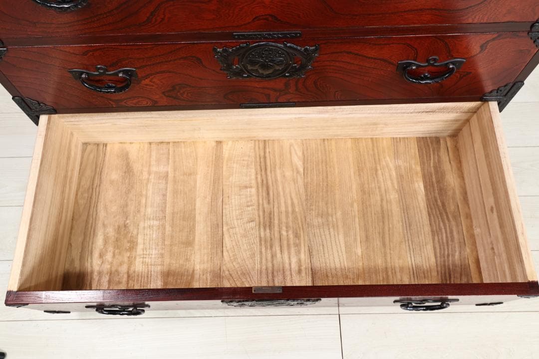 のりりん　 民芸家具　岩谷堂 箪笥　南部鉄金具　桐紋　中桐六段　重厚