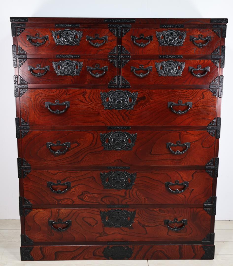 のりりん　 民芸家具　岩谷堂 箪笥　南部鉄金具　桐紋　中桐六段　重厚