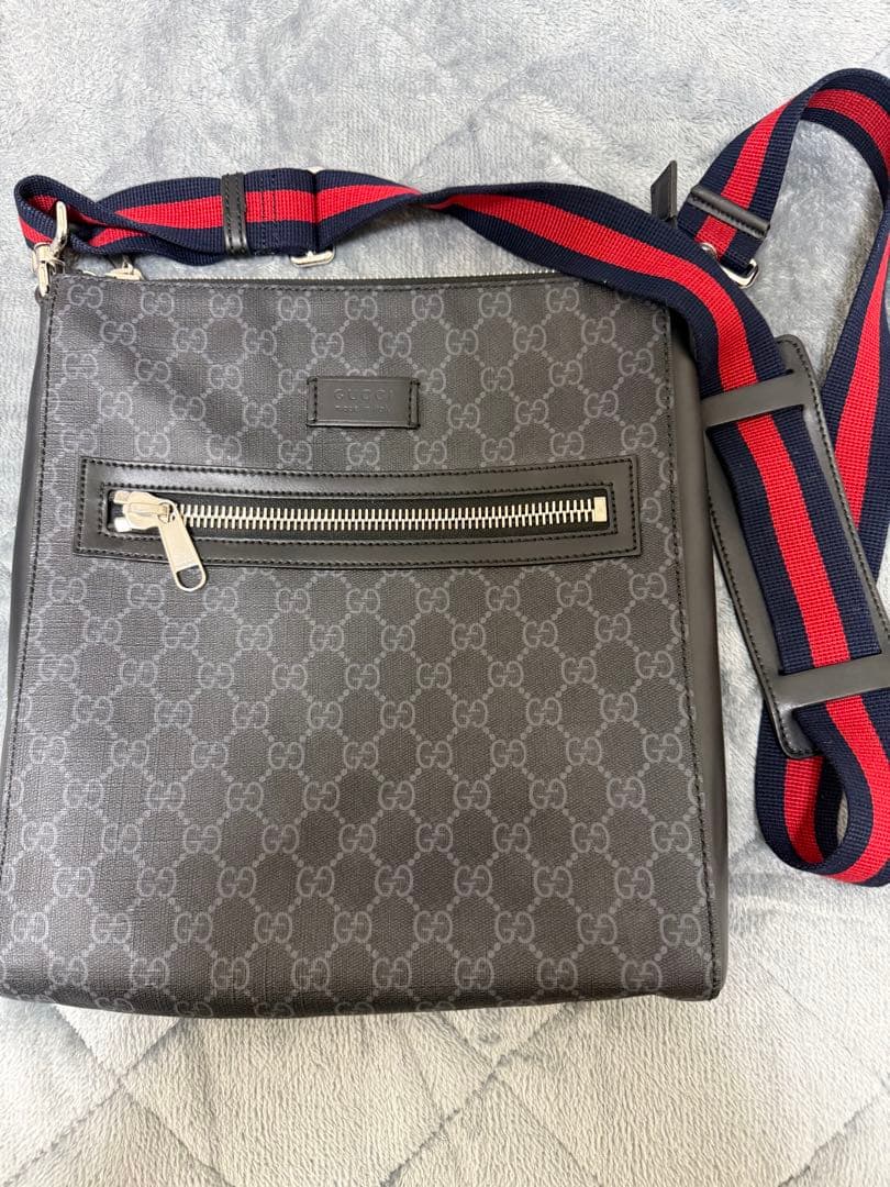 GUCCI ダークブラウン ショルダーバッグ