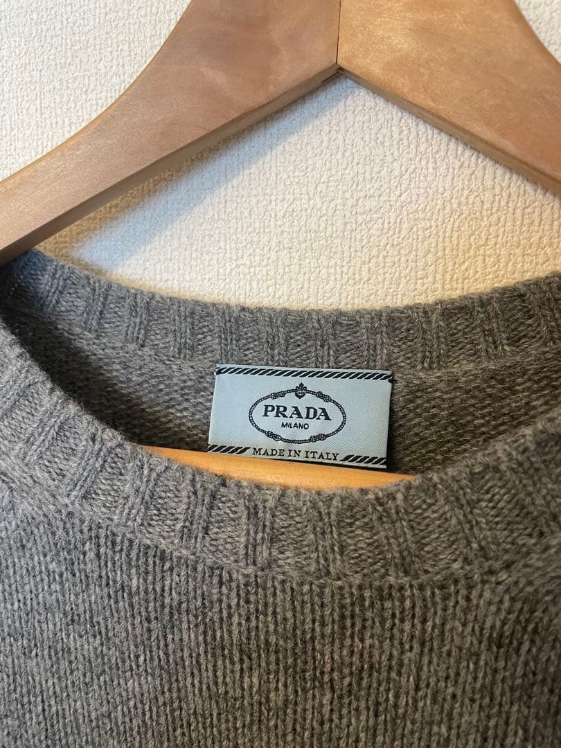 PRADA カシミヤ　ニット