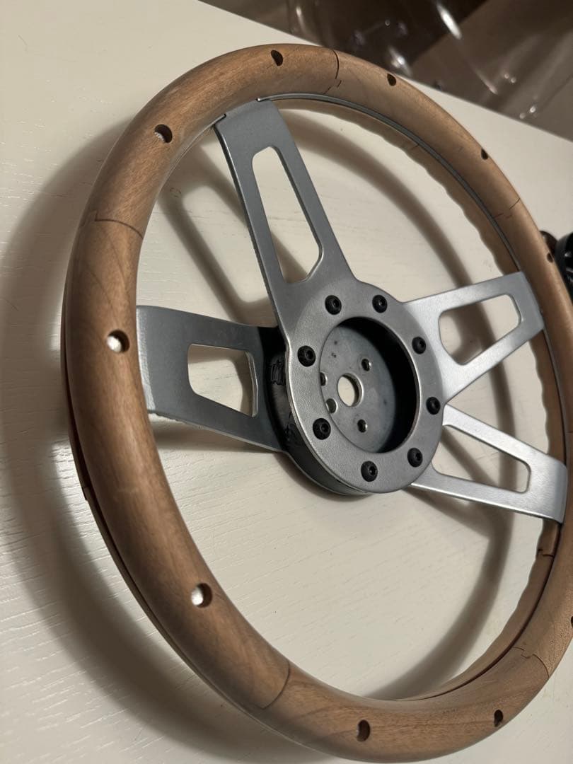 ムーンアイズ　ステアリング　グラント